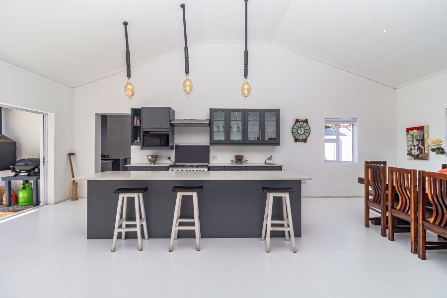 3 Bedroom Property for Sale in Grotto Bay Western Cape